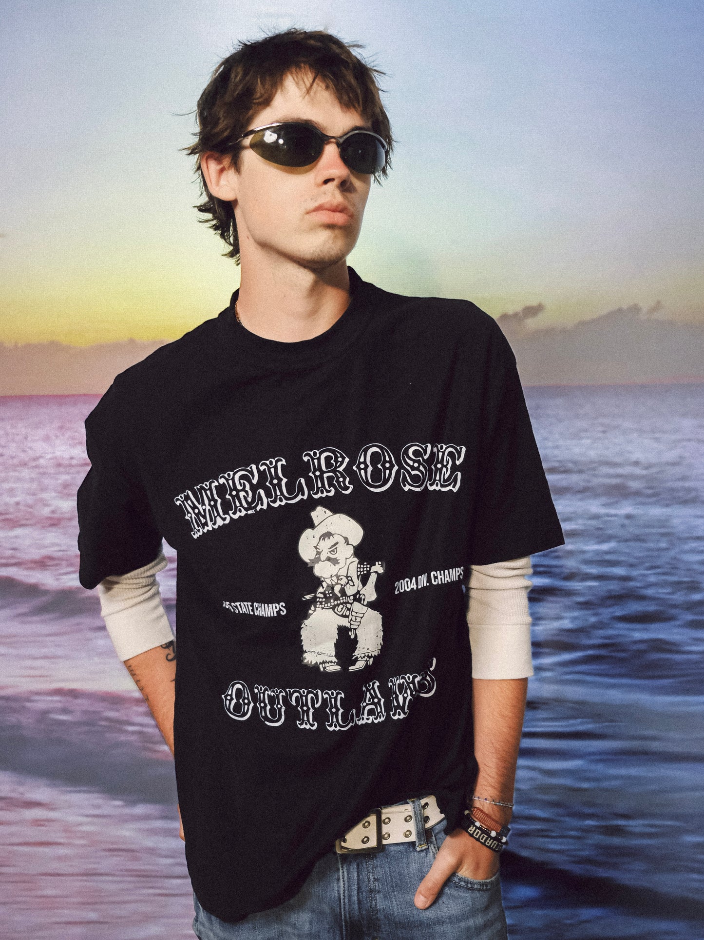 Undefeated, T-Shirt